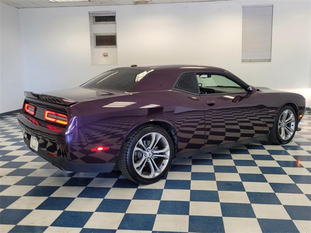2021 Dodge Challenger - $32,000