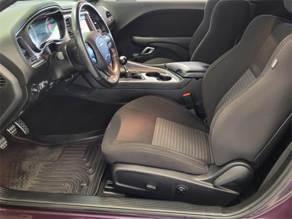 2021 Dodge Challenger - $32,000