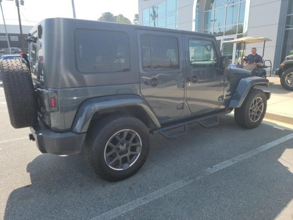 2007 Jeep Wrangler - $13,000