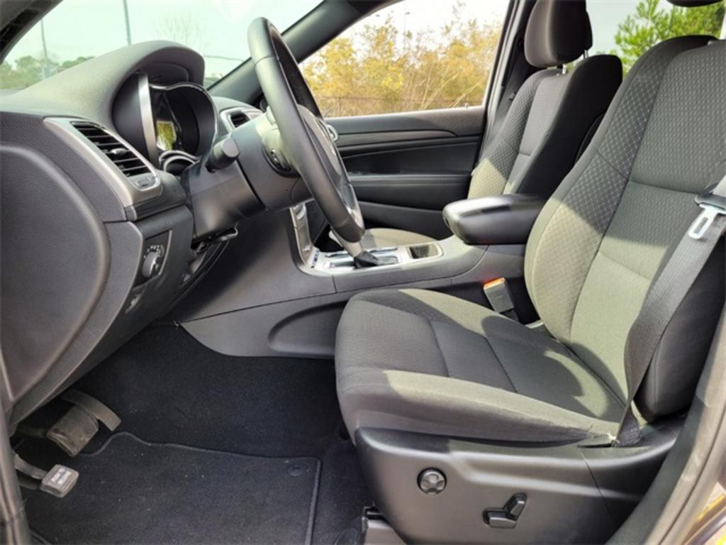 2019 Jeep Cherokee - $25,000