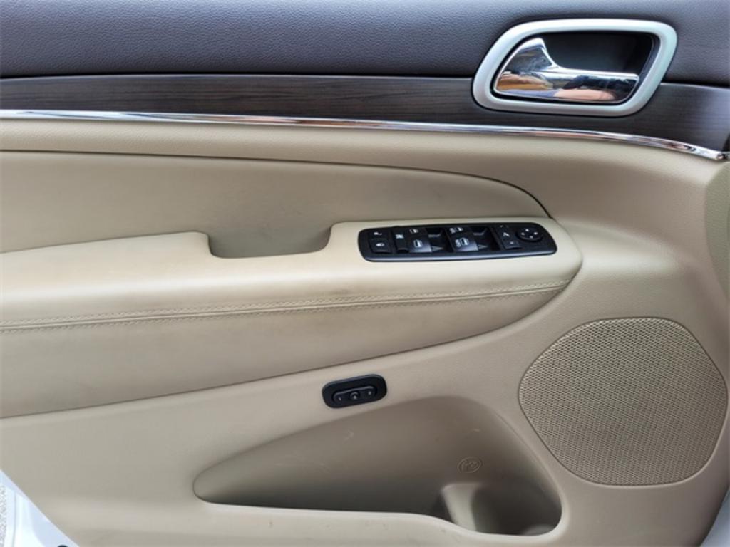 2018 Jeep Cherokee - $29,000