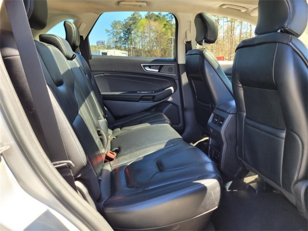2019 Ford Edge Titanium photo