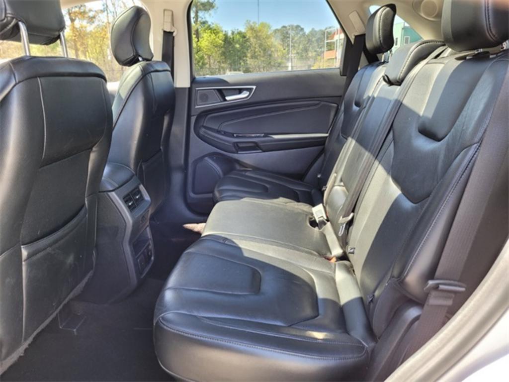 2019 Ford Edge Titanium photo
