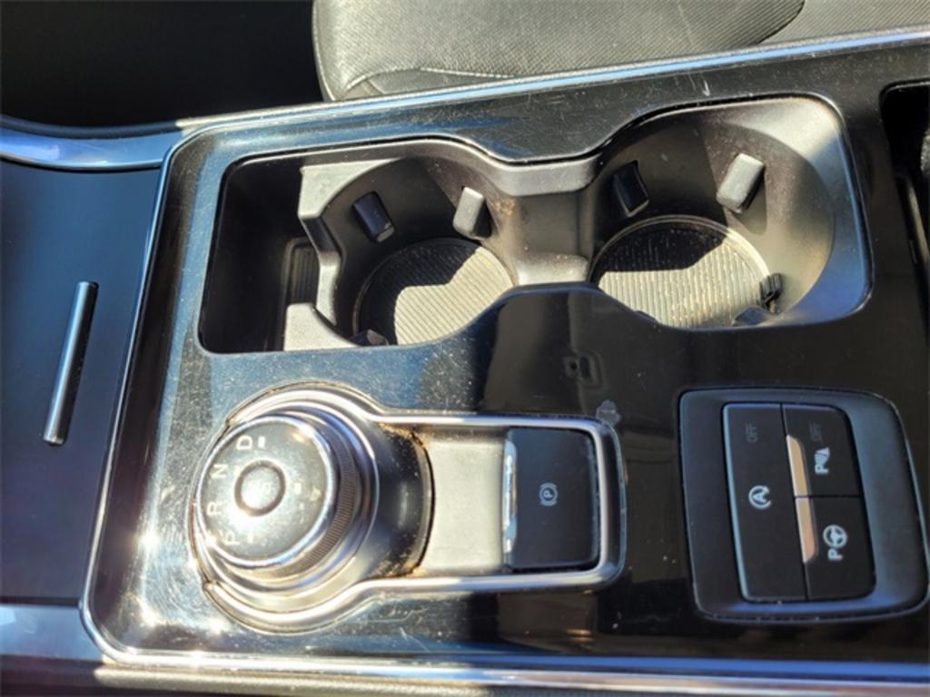 2019 Ford Edge Titanium photo