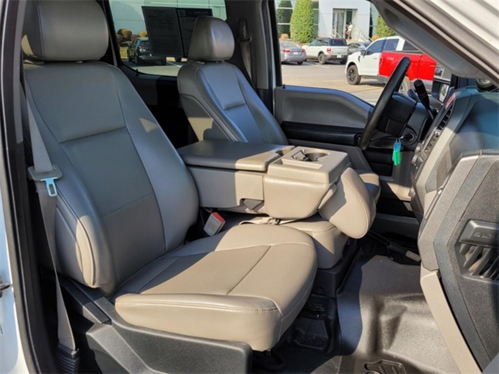 2018 Ford F-450 - $46,500