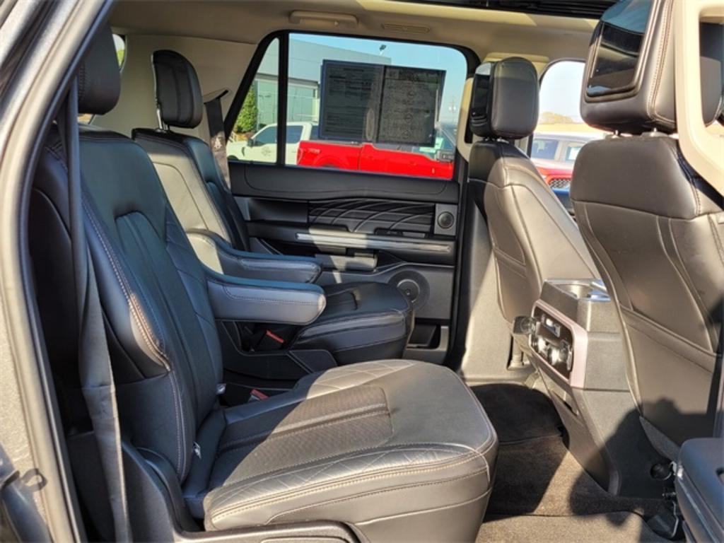 2020 Ford Expedition - $52,000
