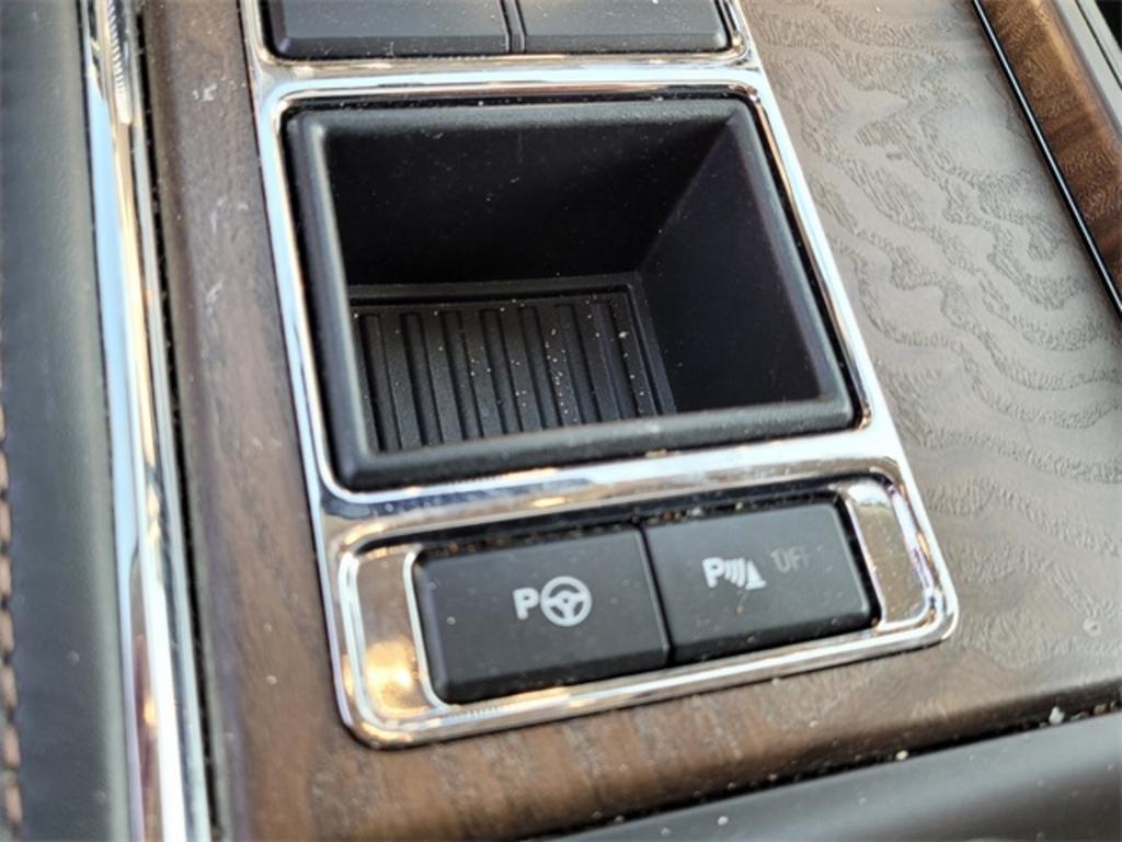 2020 Ford Expedition - $52,000