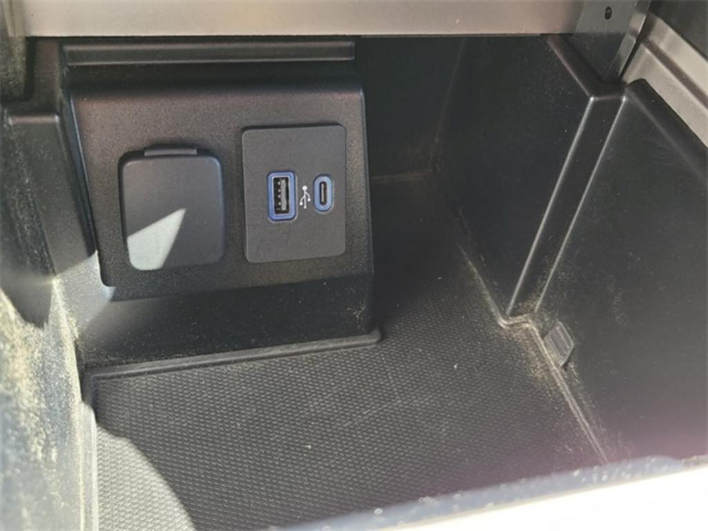 2020 Ford Explorer - $31,000