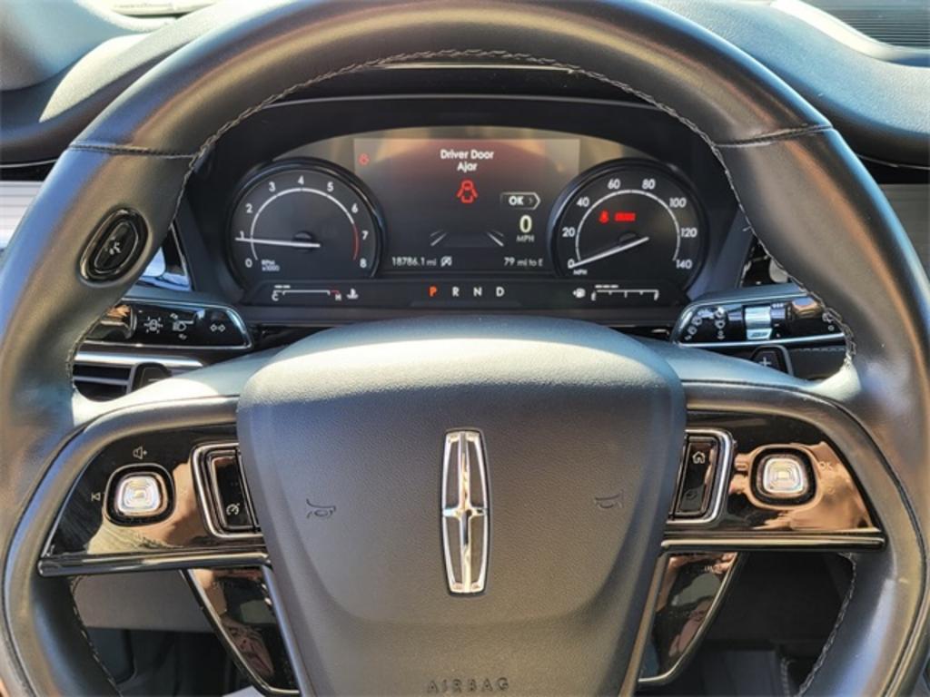2020 Lincoln Corsair - $32,000