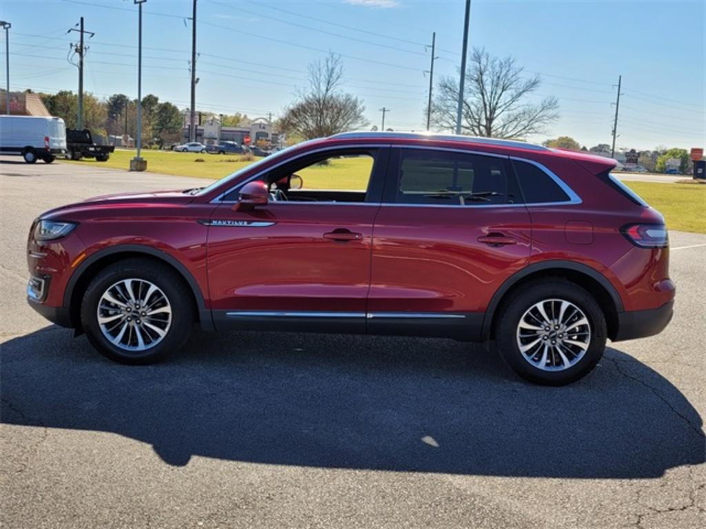 2019 Lincoln Nautilus - $31,000