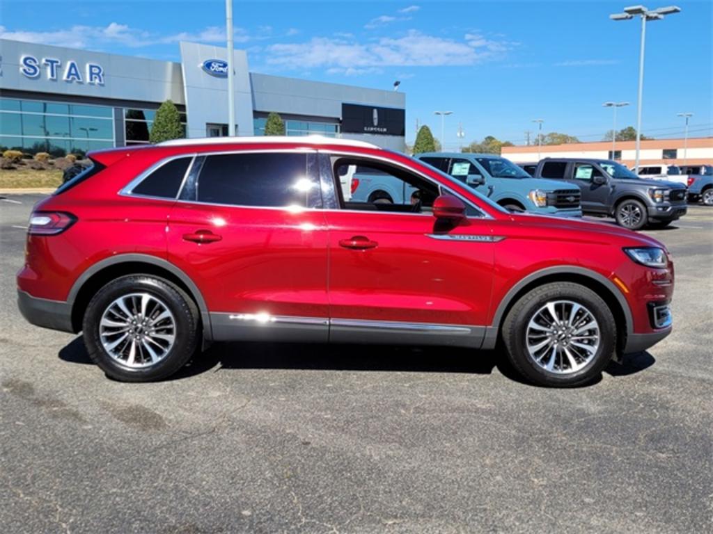 2019 Lincoln Nautilus - $31,000