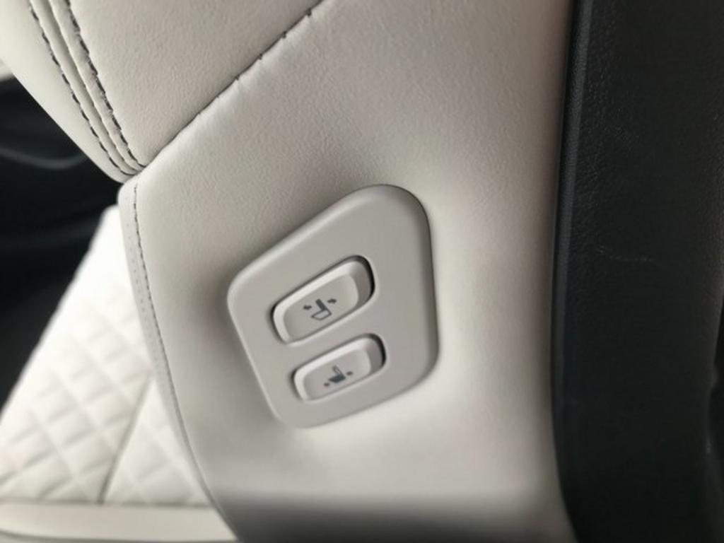 2023 Genesis G70 - $48,500