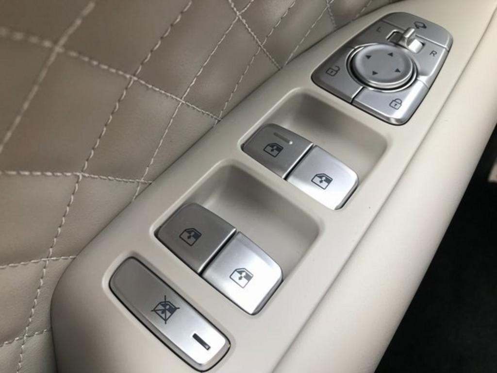 2023 Genesis G70 - $48,500