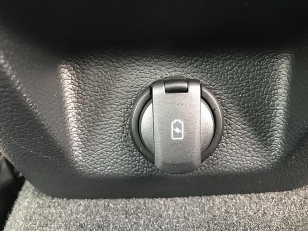 2023 Genesis G70 - $48,500