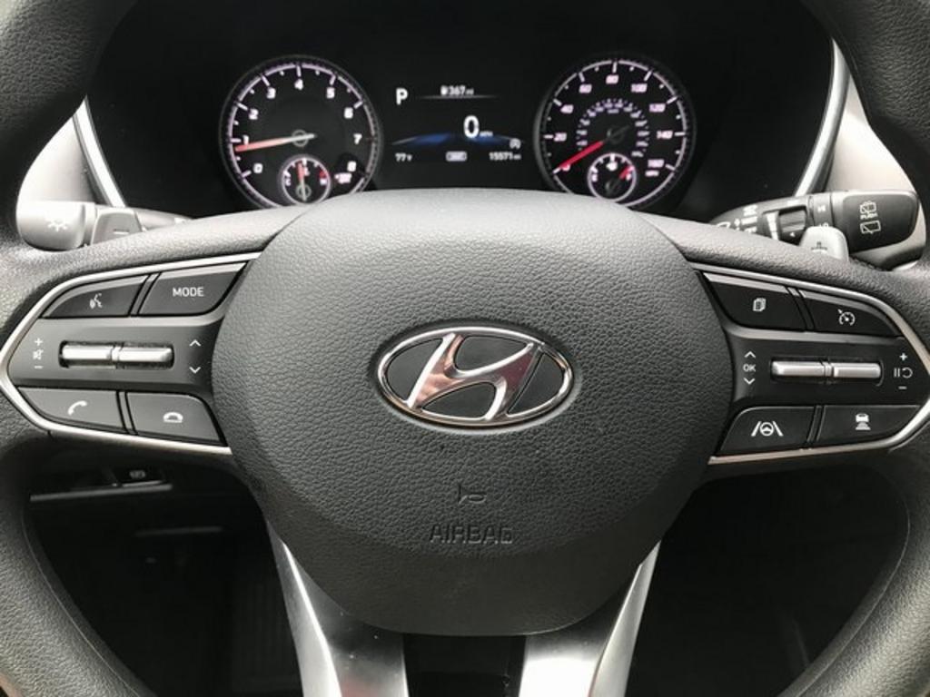 2022 Hyundai Santa Fe - $28,500