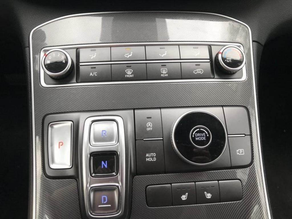 2022 Hyundai Santa Fe - $28,500