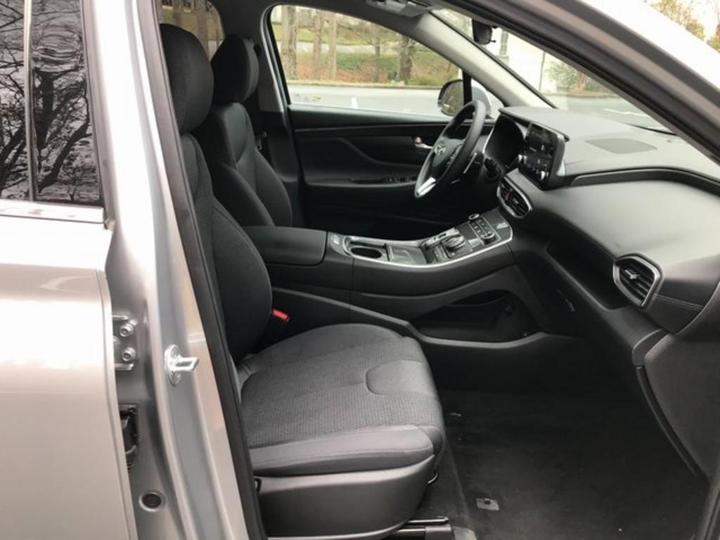 2022 Hyundai Santa Fe - $28,500