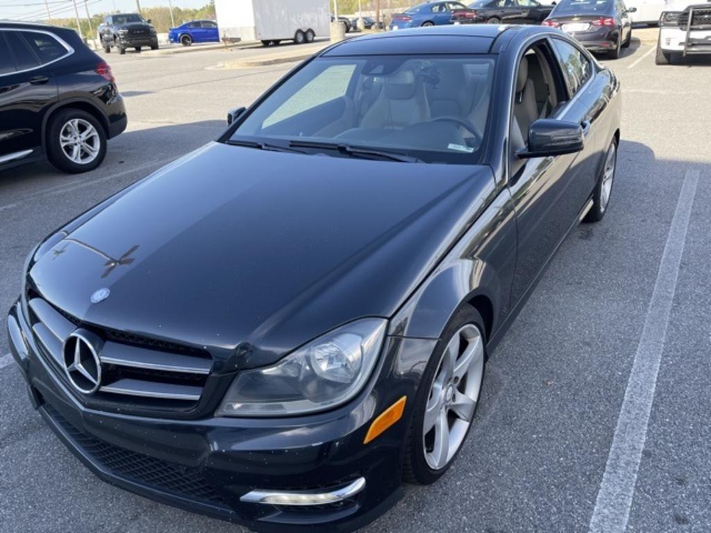 2014 Mercedes-Benz C-Class - $17,000