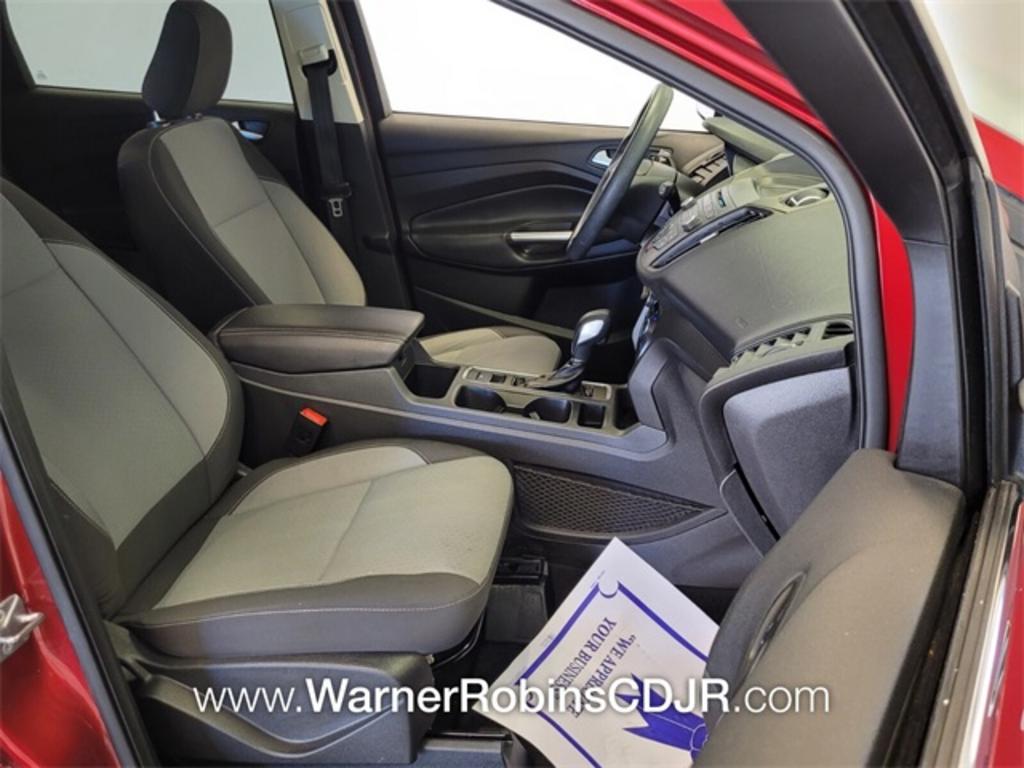 2018 Ford Escape - $17,500