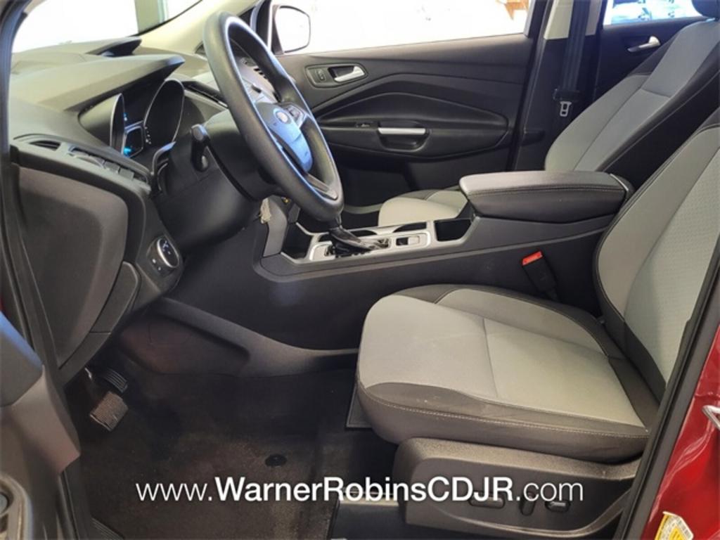 2018 Ford Escape - $17,500