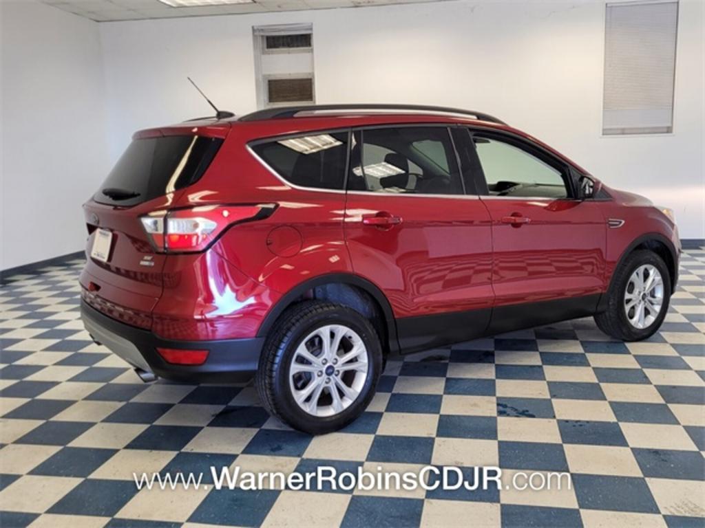 2018 Ford Escape - $17,500