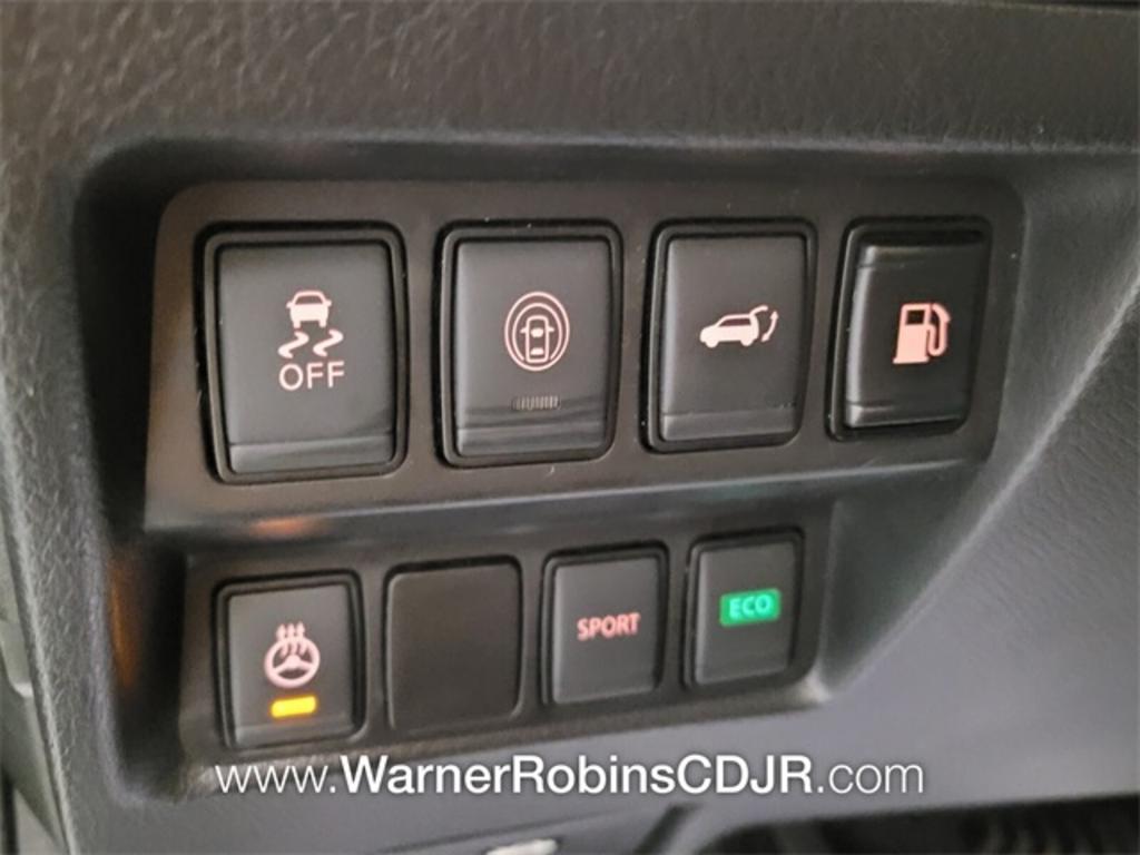 2018 Nissan Rogue - $21,500