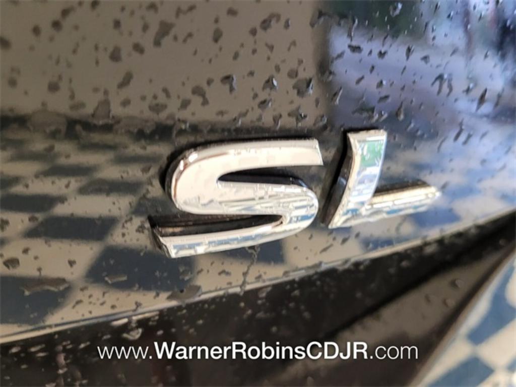 2018 Nissan Rogue - $21,500