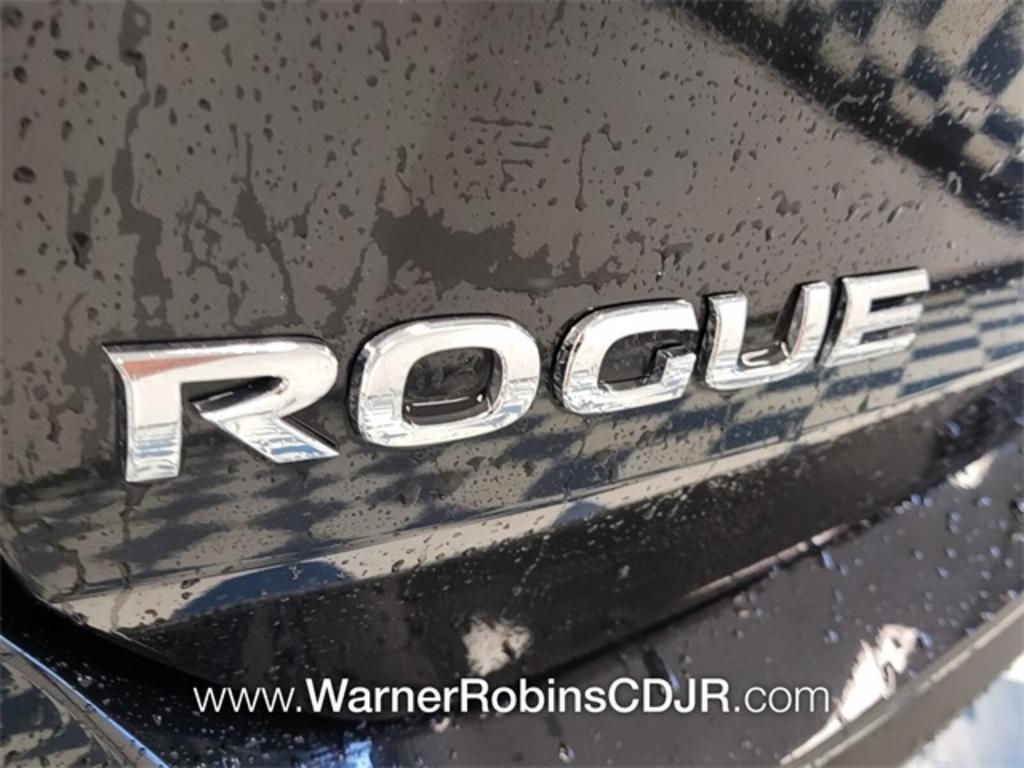 2018 Nissan Rogue - $21,500