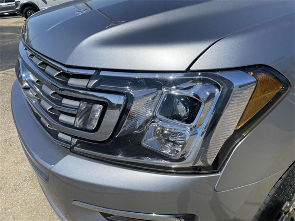 2021 Ford Expedition - $54,500