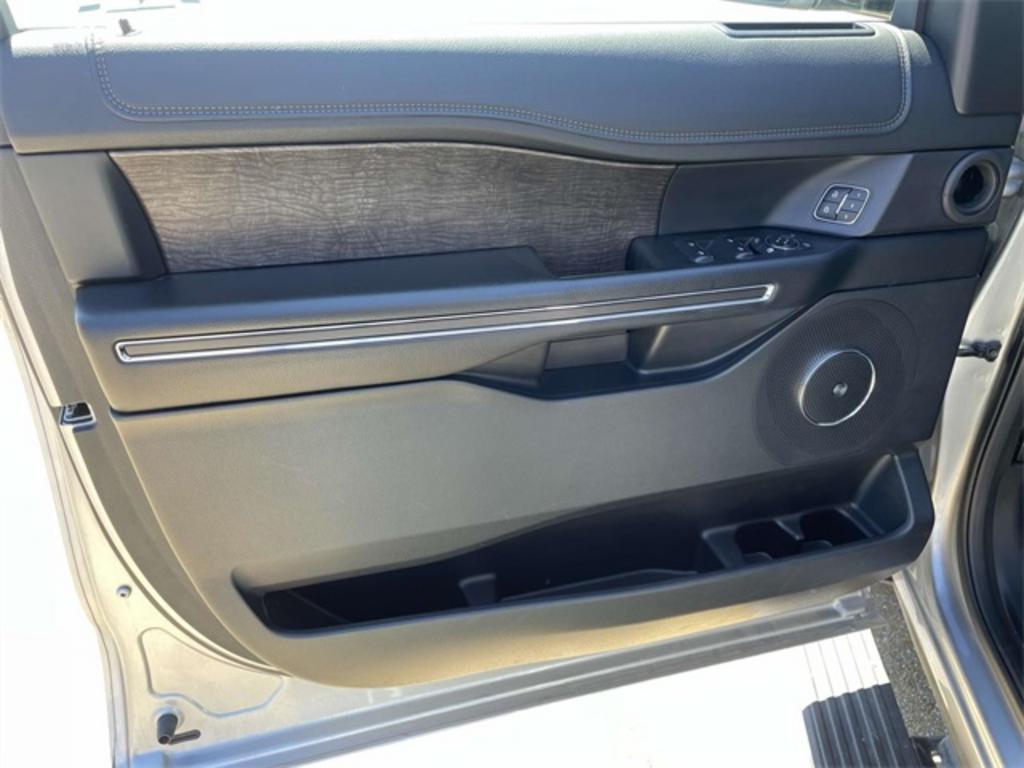 2021 Ford Expedition - $54,500