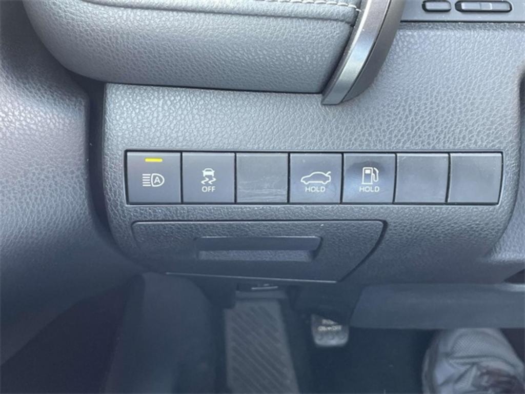 2020 Toyota Camry - $22,500