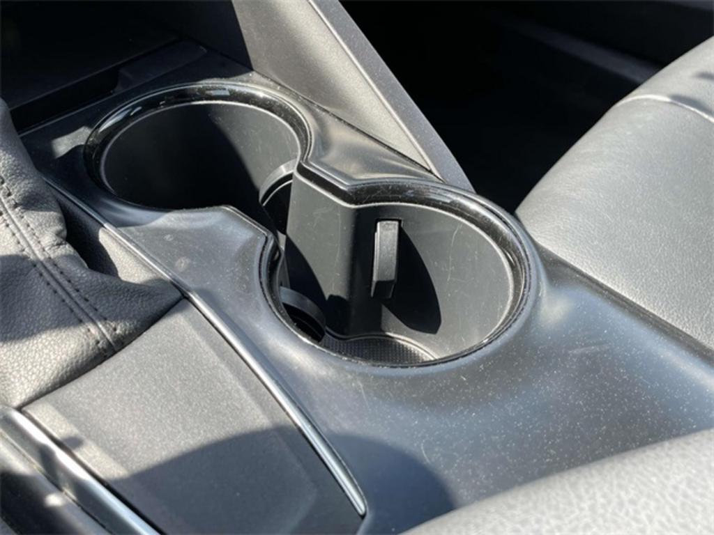 2020 Toyota Camry - $22,500