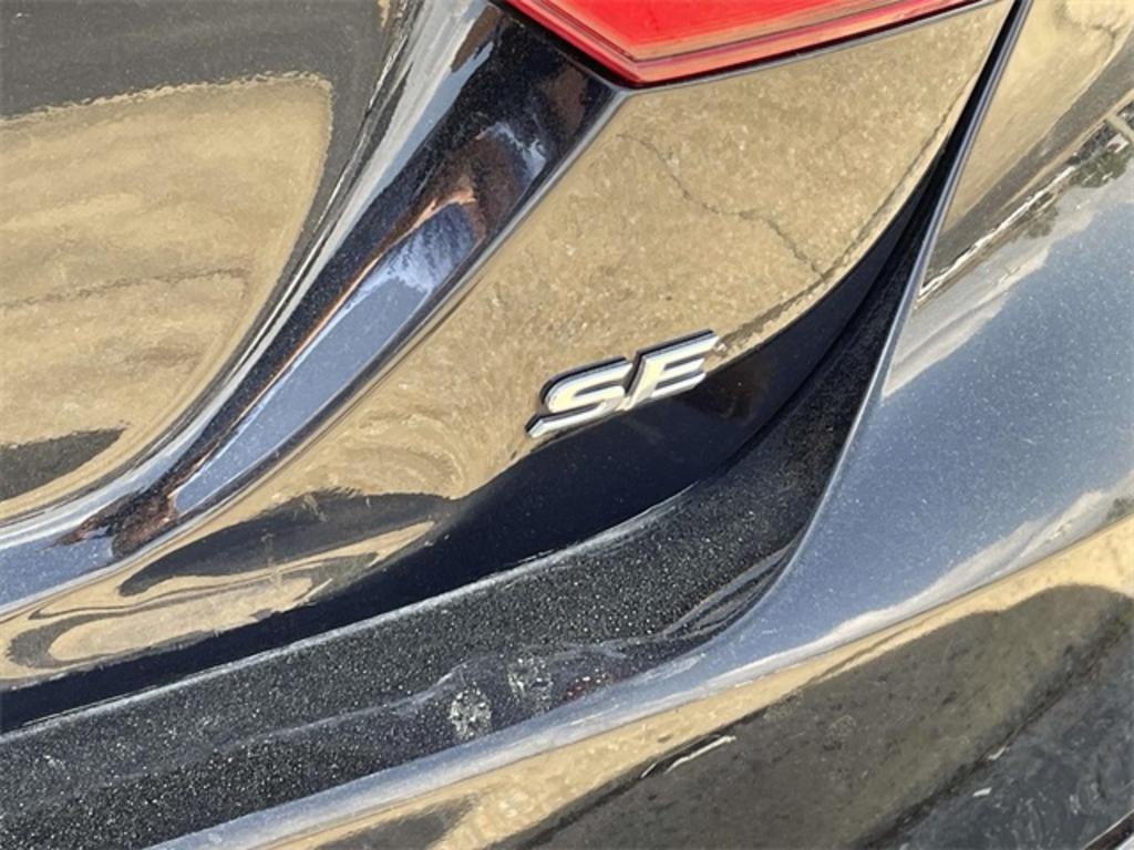 2020 Toyota Camry - $22,500