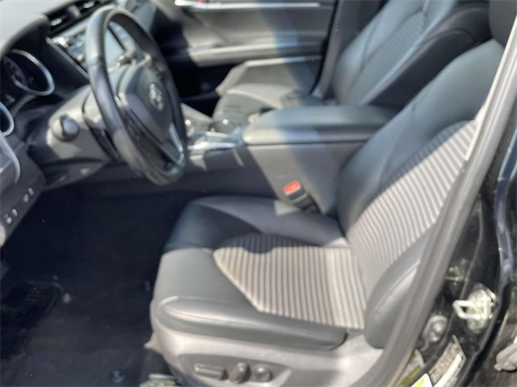 2020 Toyota Camry - $22,500