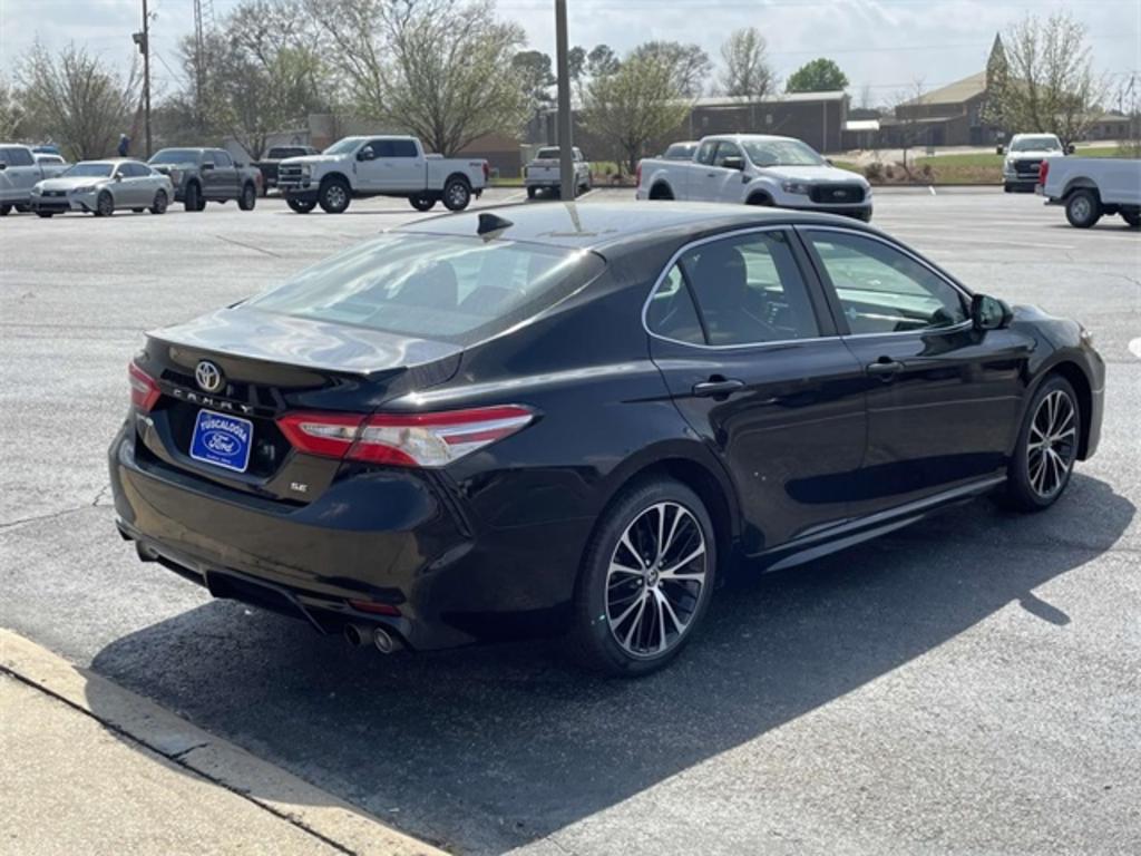 2020 Toyota Camry - $22,500