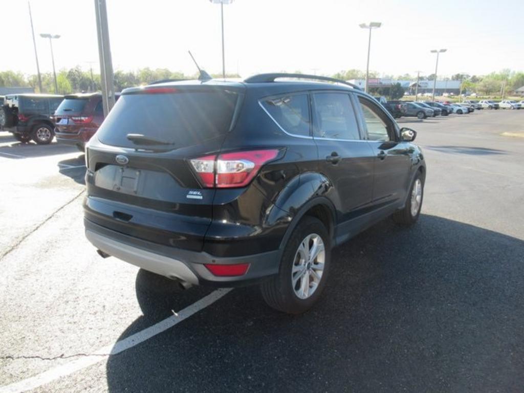 2018 Ford Escape - $19,000