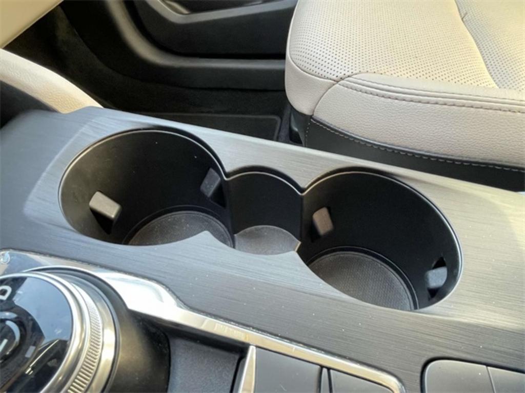 2020 Ford Escape - $26,500