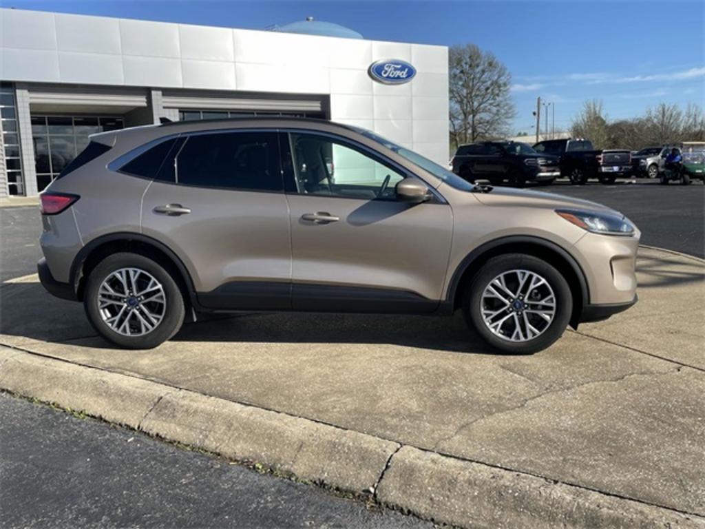 2020 Ford Escape - $26,500