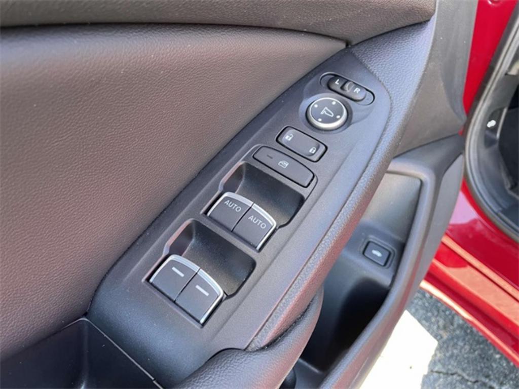 2021 Honda Accord - $29,000