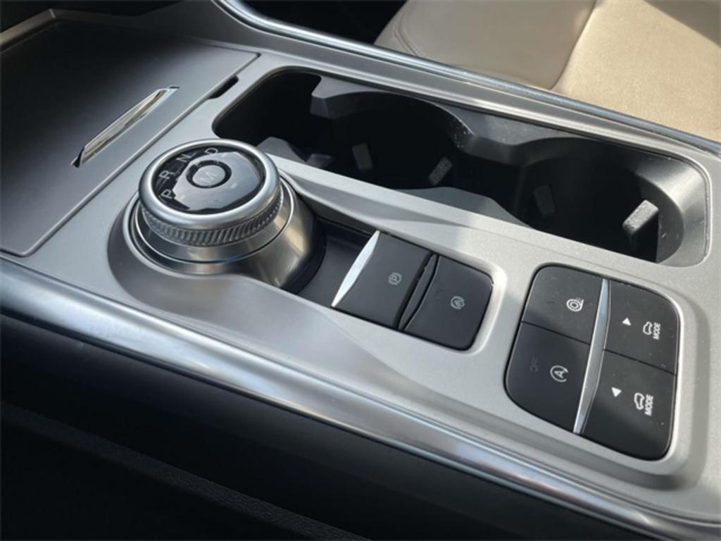 2020 Ford Explorer - $40,000