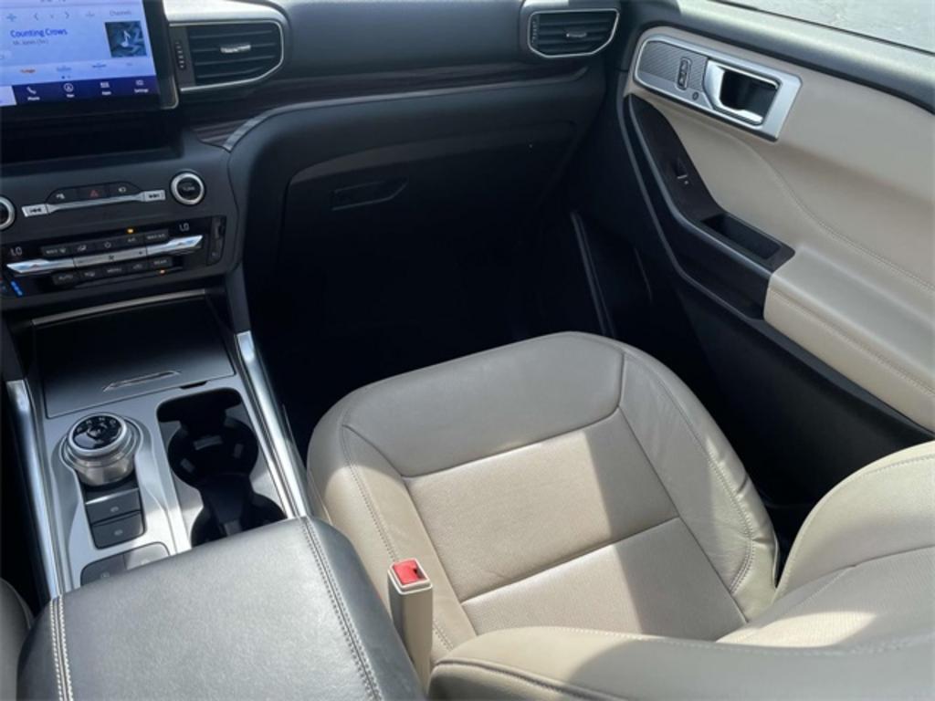 2020 Ford Explorer - $40,000