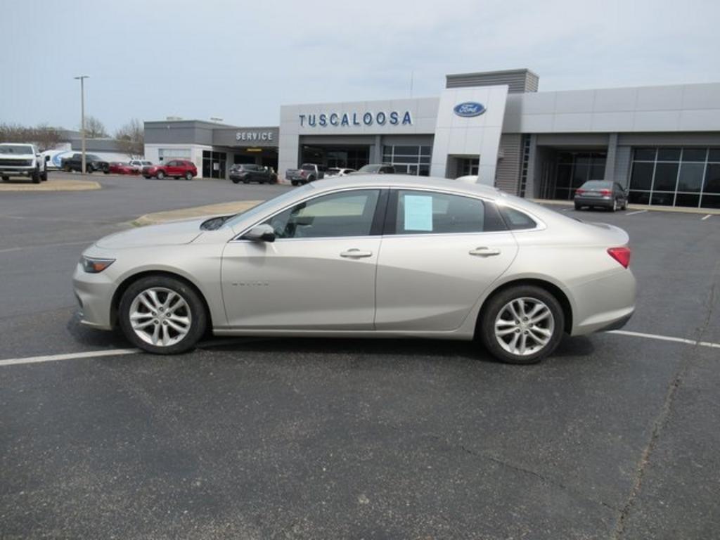 2016 Chevrolet Malibu - $12,500