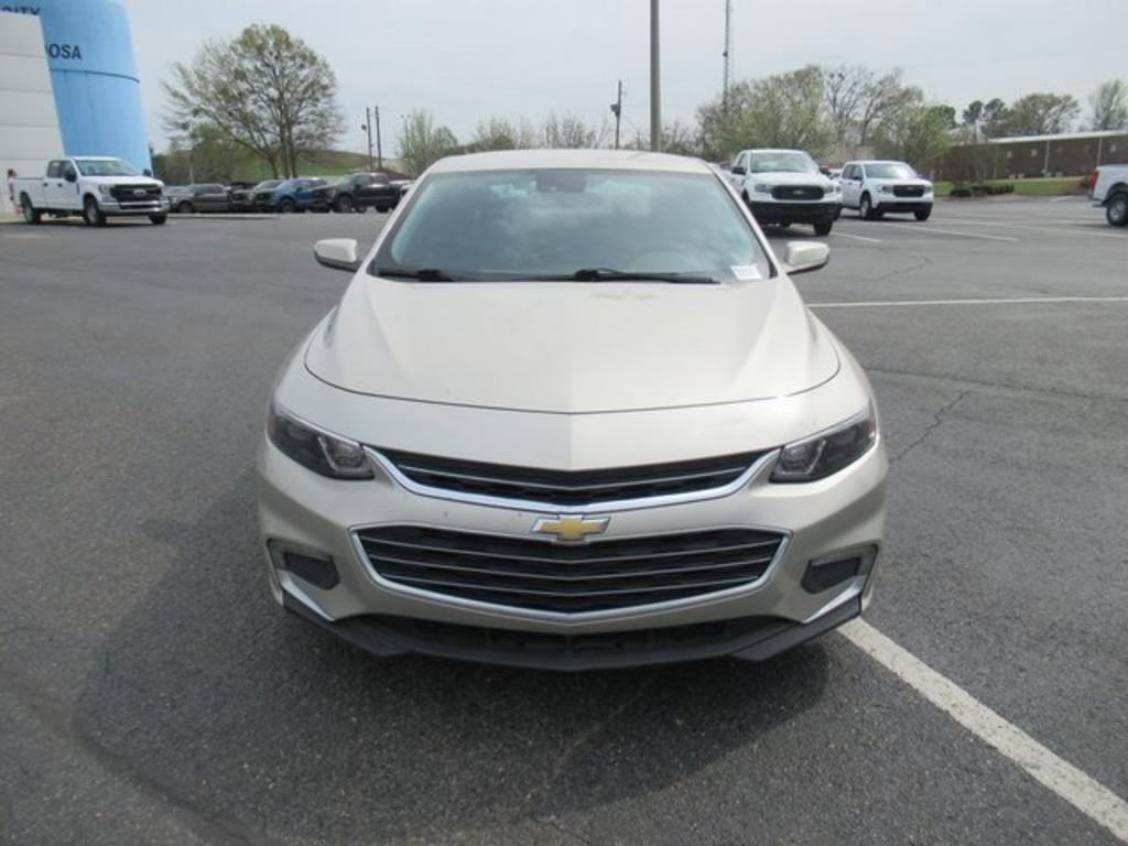 2016 Chevrolet Malibu - $12,500
