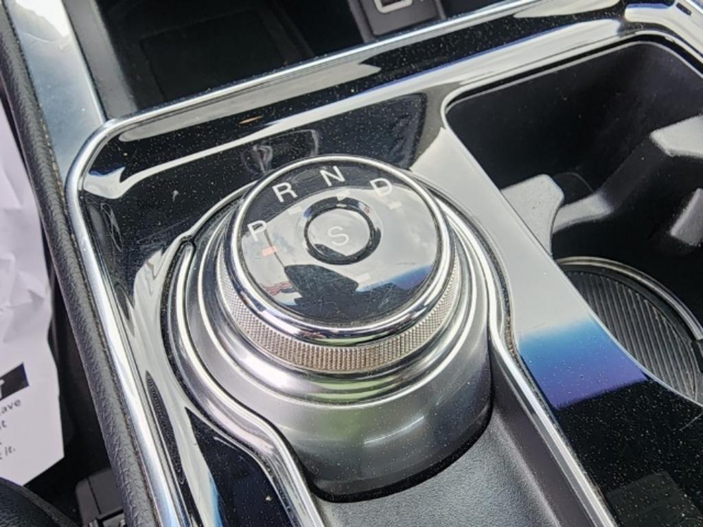2019 Ford Edge - $31,000