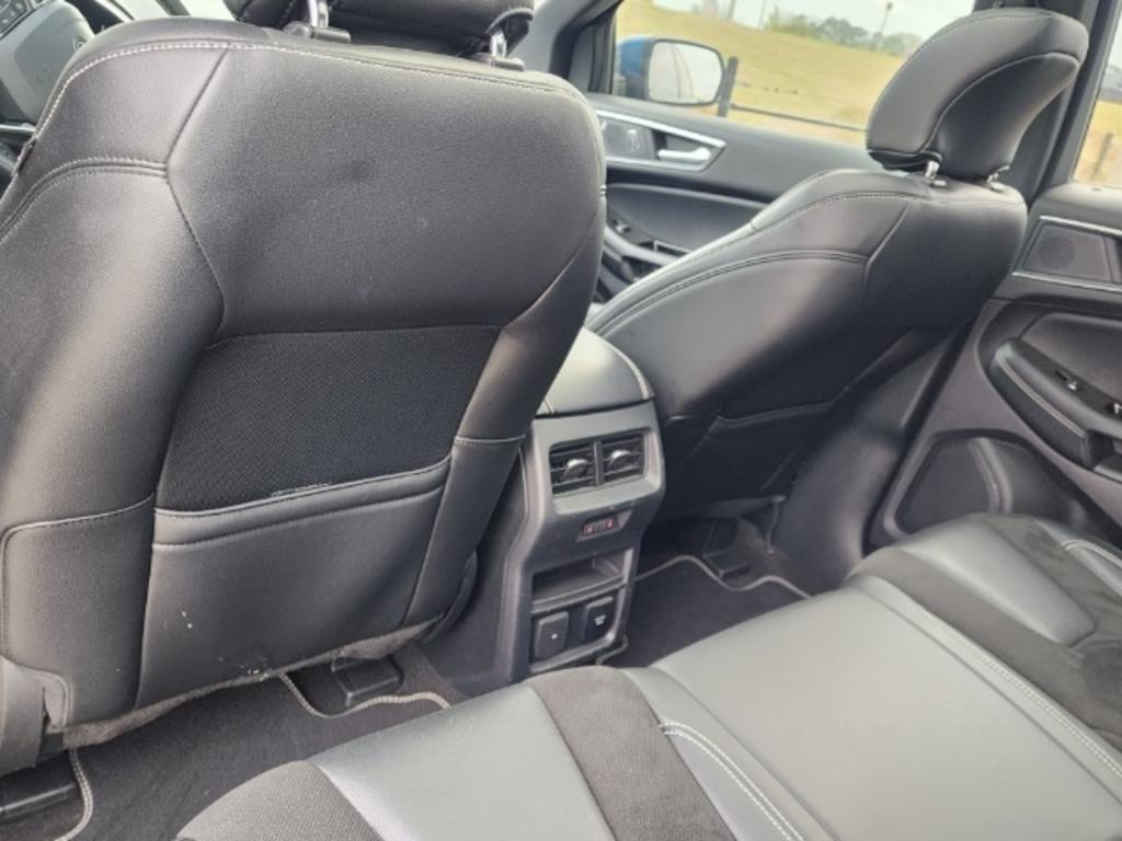 2019 Ford Edge - $31,000
