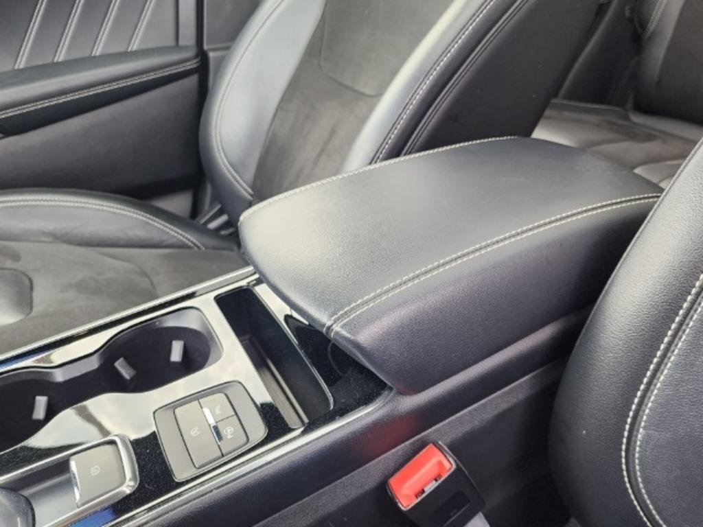 2019 Ford Edge - $31,000