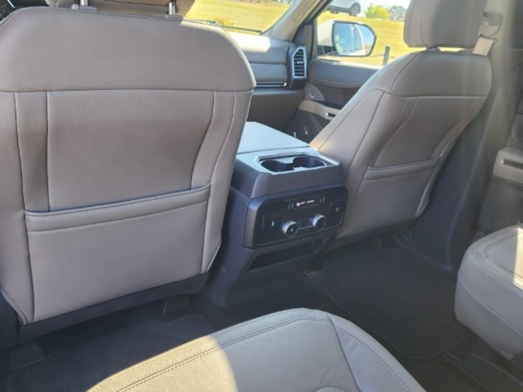 2019 Ford Expedition - $38,000