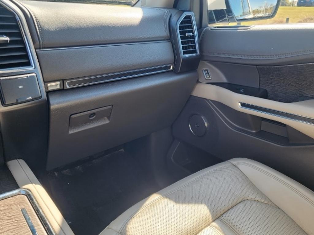 2019 Ford Expedition - $38,000
