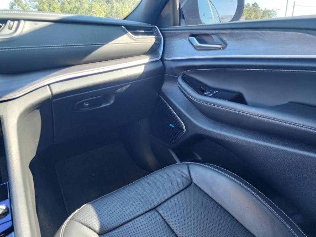 2022 Jeep Cherokee - $51,500