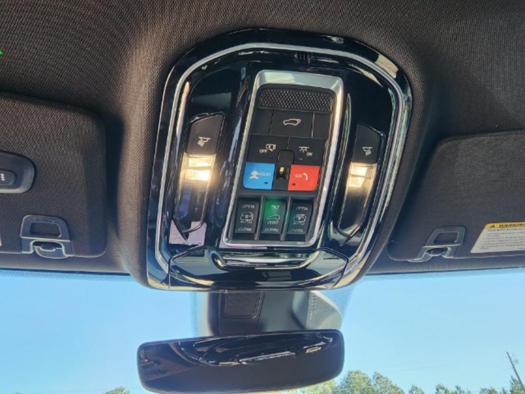 2022 Jeep Cherokee - $51,500